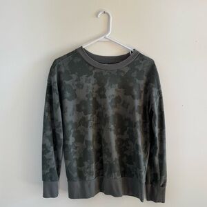 Mondetta Army Green Camouflage Athlesure Crew